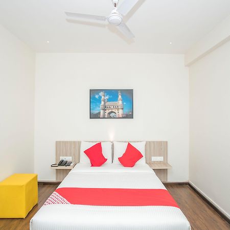Airport Hotel Hsp Nuova Delhi Esterno foto