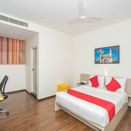 Airport Hotel Hsp Nuova Delhi Esterno foto