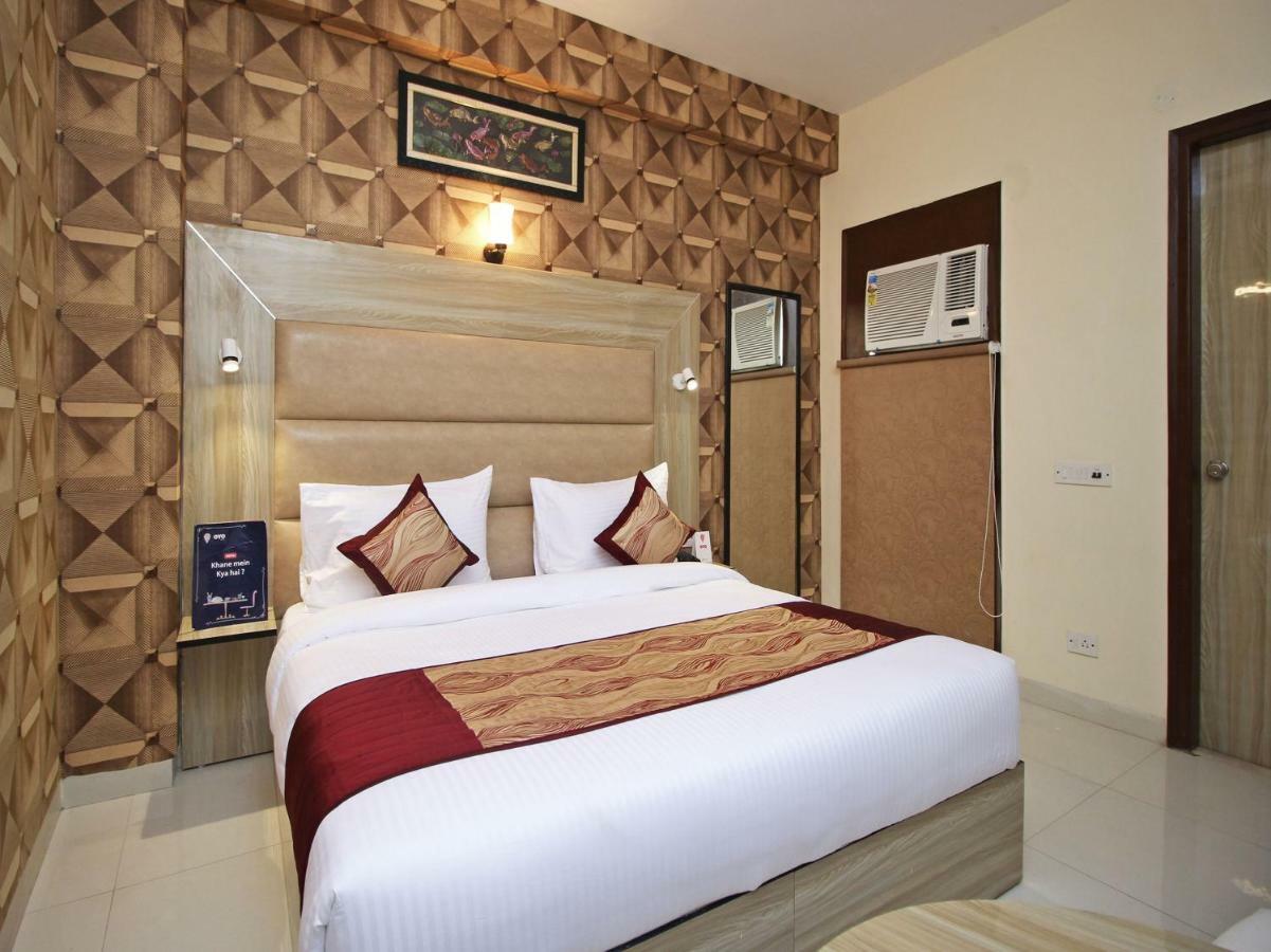 Airport Hotel Hsp Nuova Delhi Esterno foto